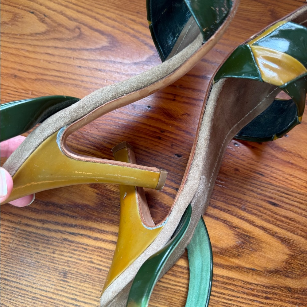 Vintage Prada Patent Leather Slingback Heels - image 8